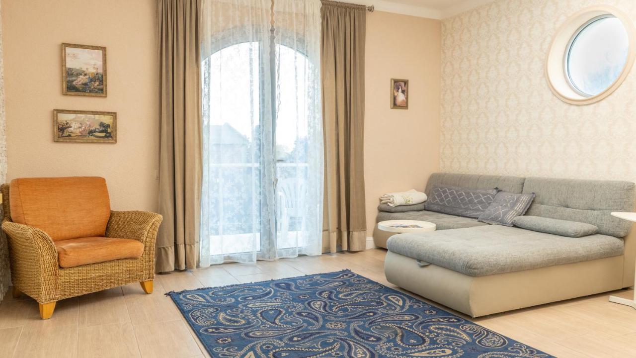 Villa Aurora Petrovac Екстериор снимка